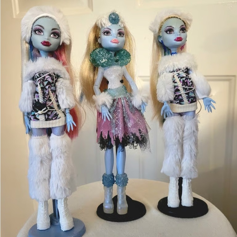 Monster High Dolls with White and Blue Outfits